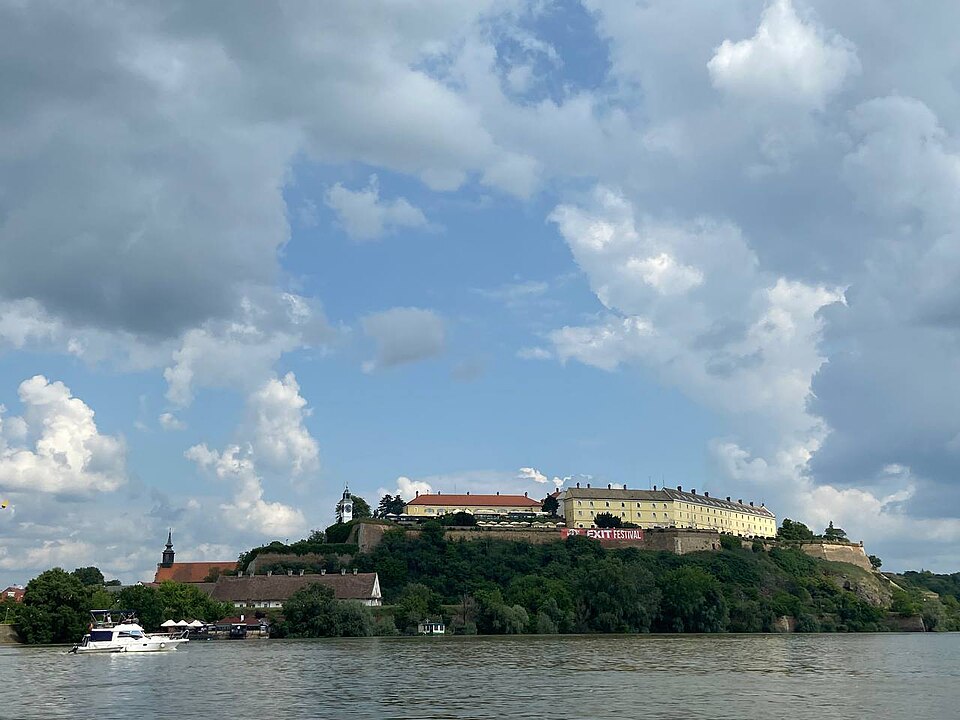 Cetatea Petrovaradin și Dunărea
