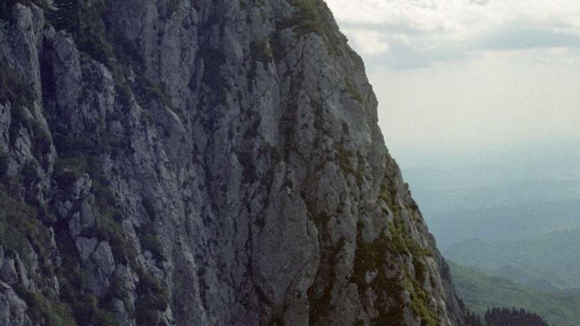 Munții Căpățânii