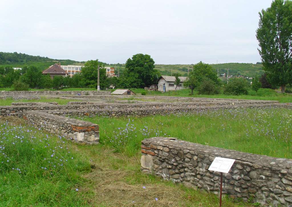 Vedere asupra Castrului Roman Jidova
