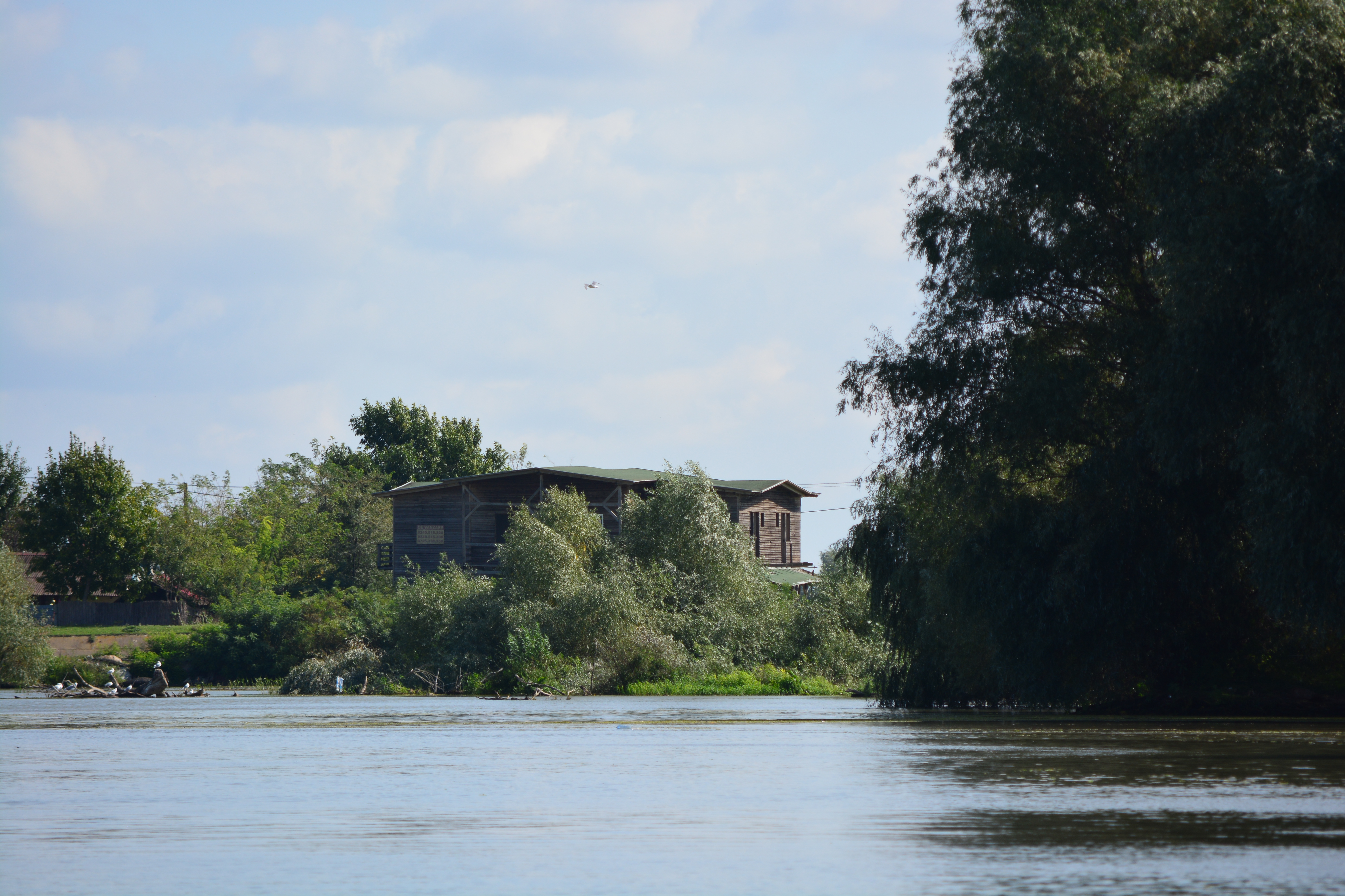 Intrarea în satul Mila 23 din Delta Dunării