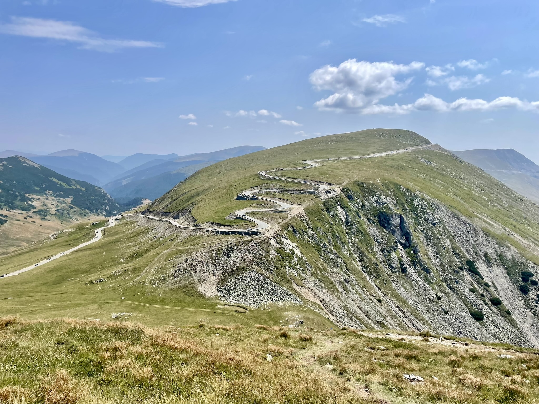 Serpentinele Transalpinei în Pasul Urdele, DN67C, Munții Parâng