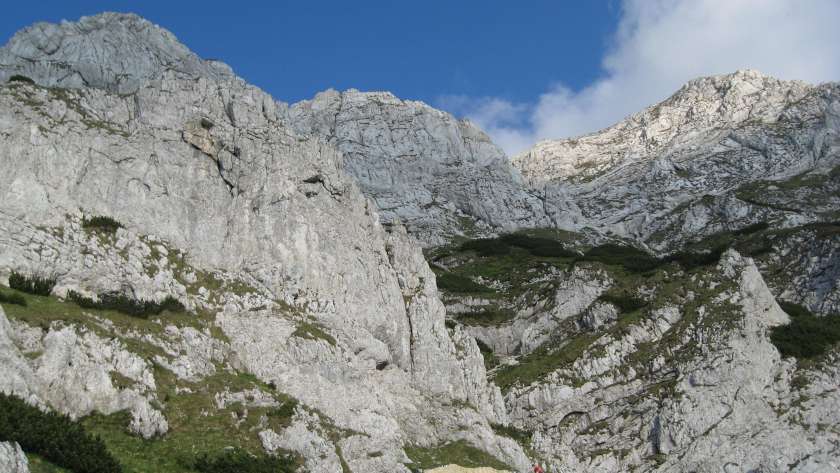 La Lanturi Piatra Craiului