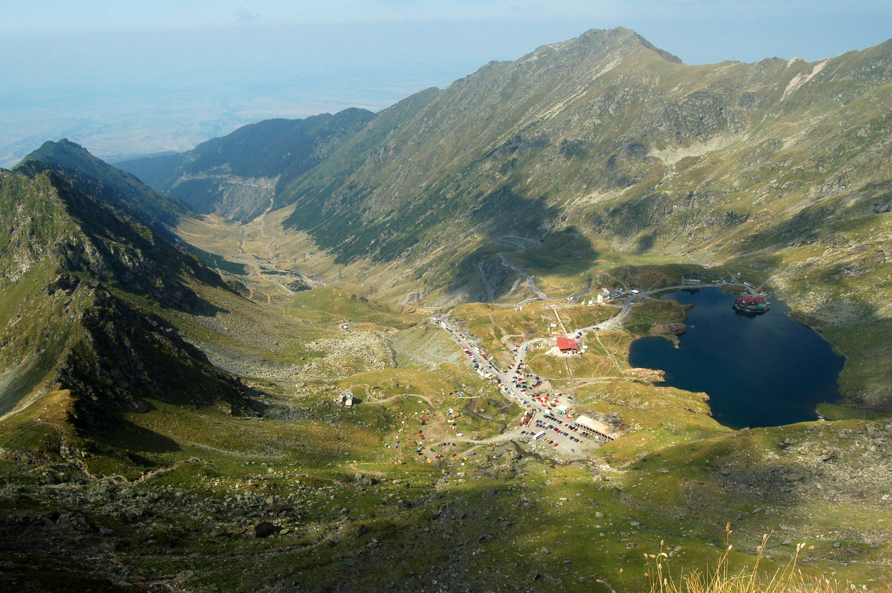 Transfăgărășanul și Lacul Bâlea văzute de sus